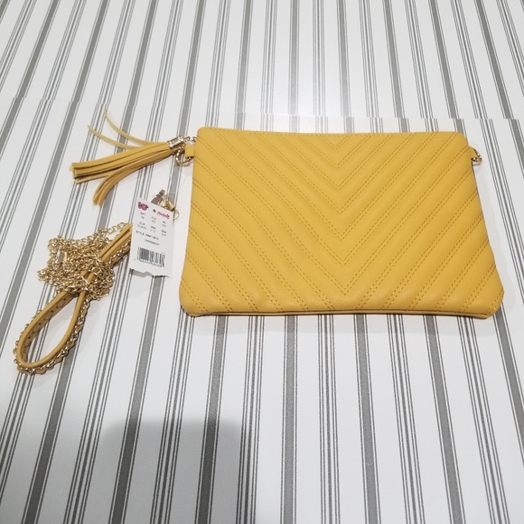 Dandelion Yellow Quilted Chevron Ribbed Crossbody Bag with Gold Chain & Tassel - Picture 12 of 16